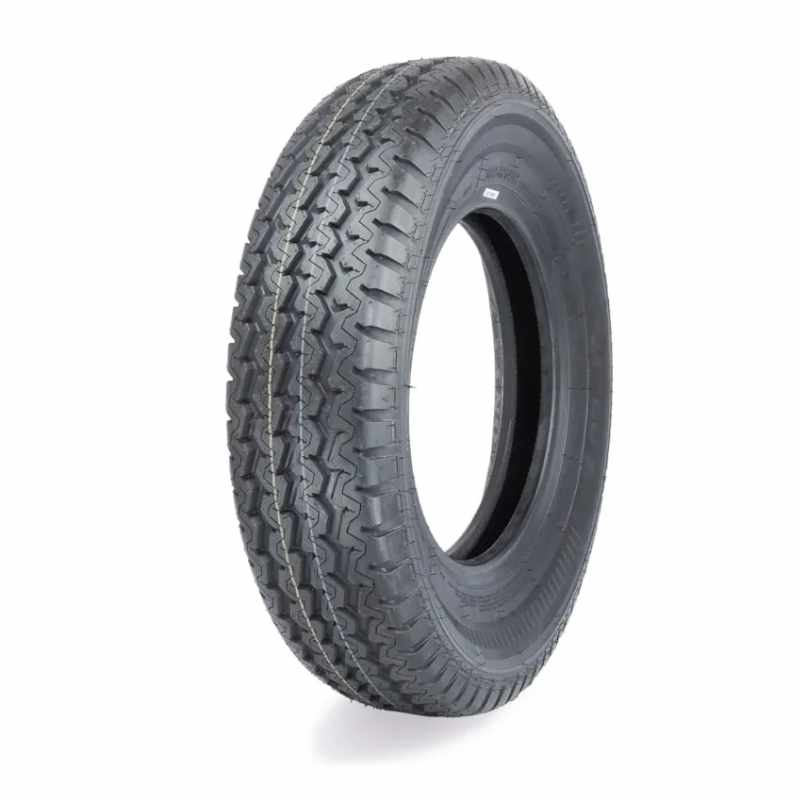 PNEU 225/70R15C NOVO MARCA ONYX 112/110R 8 LONAS NY-20